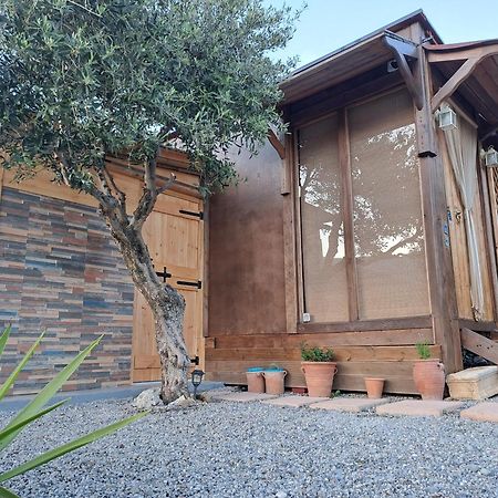 Wooden House At The Mountain-Private Guest House Paranimfoi Luaran gambar