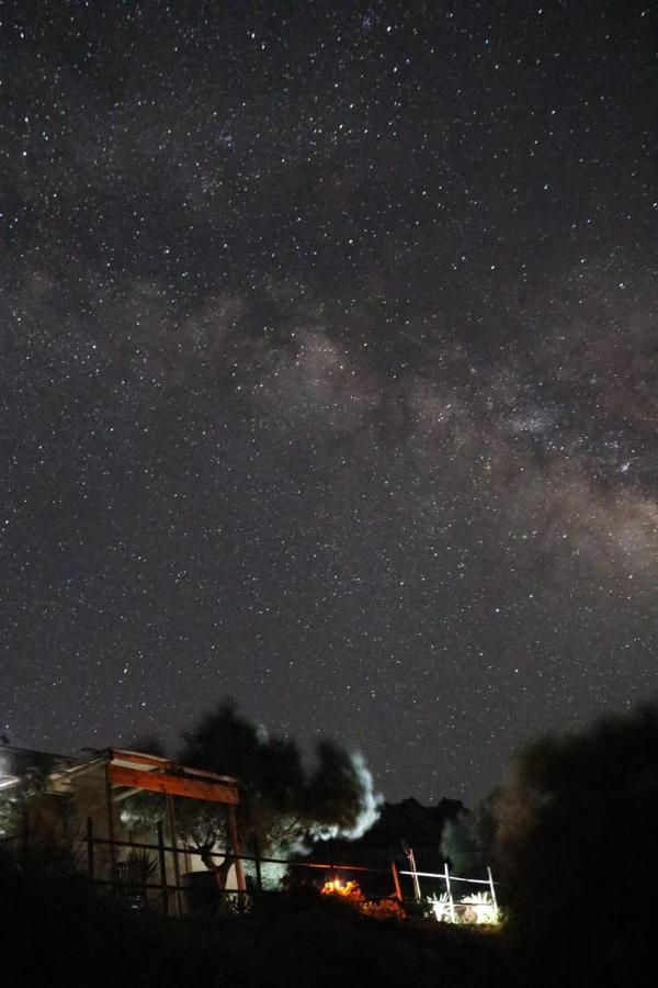 Wooden House At The Mountain-Private Guest House Paranimfoi Luaran gambar