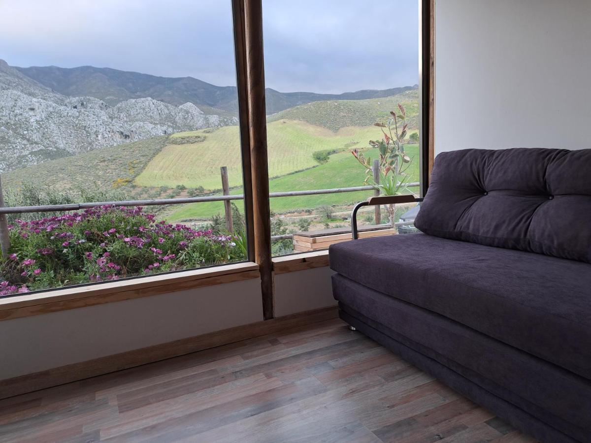 Wooden House At The Mountain-Private Guest House Paranimfoi Luaran gambar