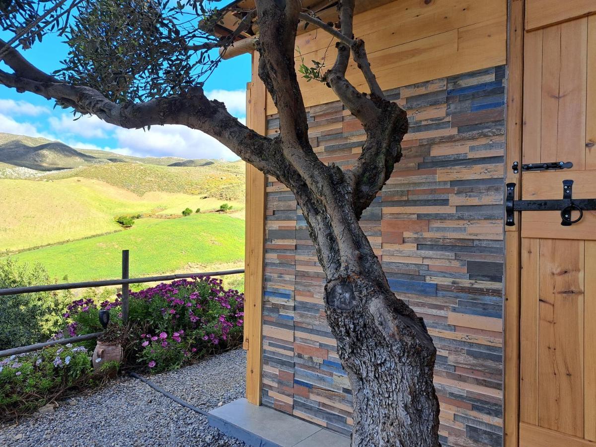 Wooden House At The Mountain-Private Guest House Paranimfoi Luaran gambar